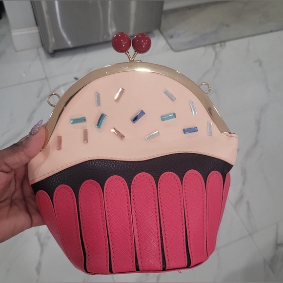 Handbags - Cupcake Crossbody Bag